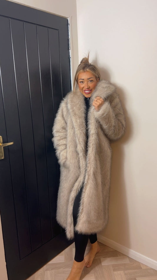 cream husky faux fur coat